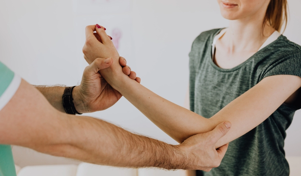 why-do-my-muscles-twitch-randomly